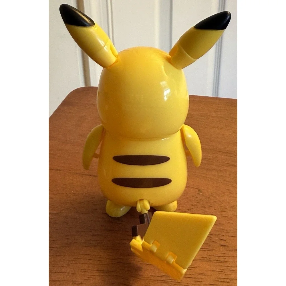 Pokemon Collectors Yellow Toy‎ 4.5